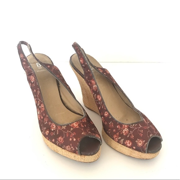 🔴CLEARANCE🔴 Size 7 Bakers Floral Wedges - Picture 1 of 5